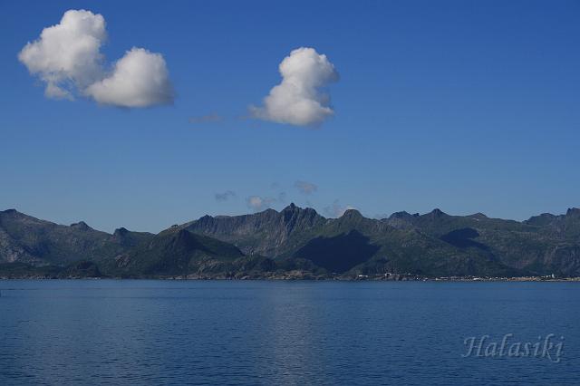 Norwegia (1399).JPG - Prom z Svolvaer do Skutvik